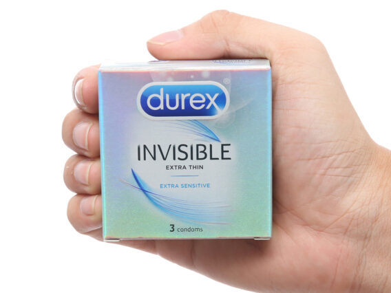 Bao Cao Su Durex Invisible hộp 3 cái